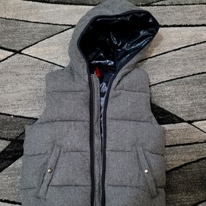 Gap down filled vest with hood